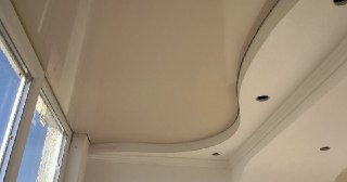 Натяжной потолок на балкон Волжский, цена 6078 руб.